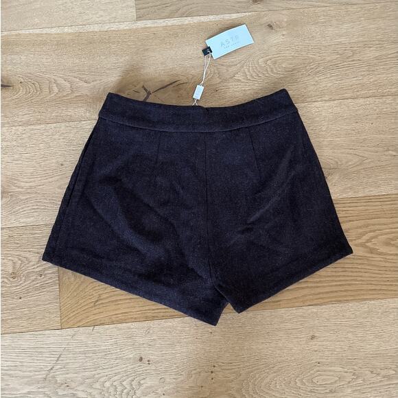 ASTR The Label - Sorine Shorts in Brown - Picture 3 of 4